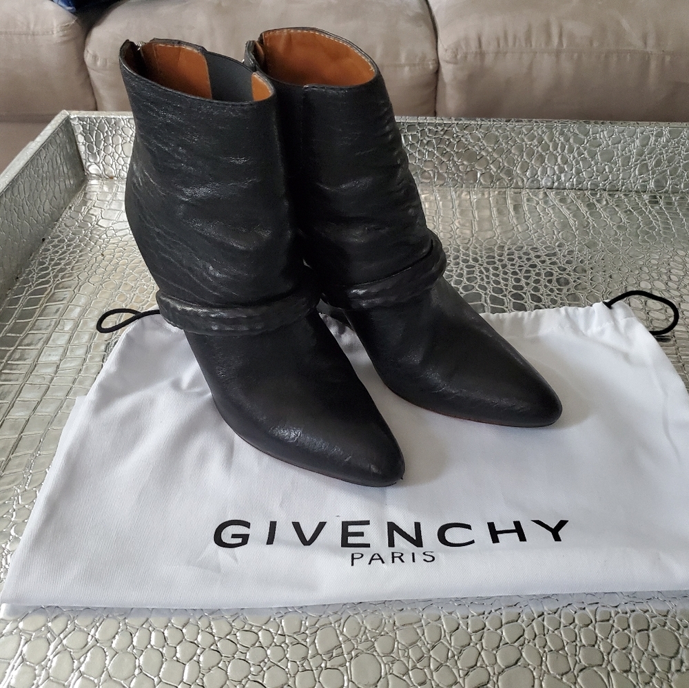 Givenchy Chain Wedge Ankel Boots